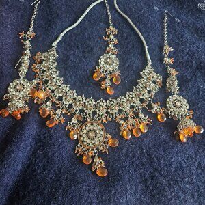 Bellydance Bollywood Orange stone necklace set with matching earrings and tikka